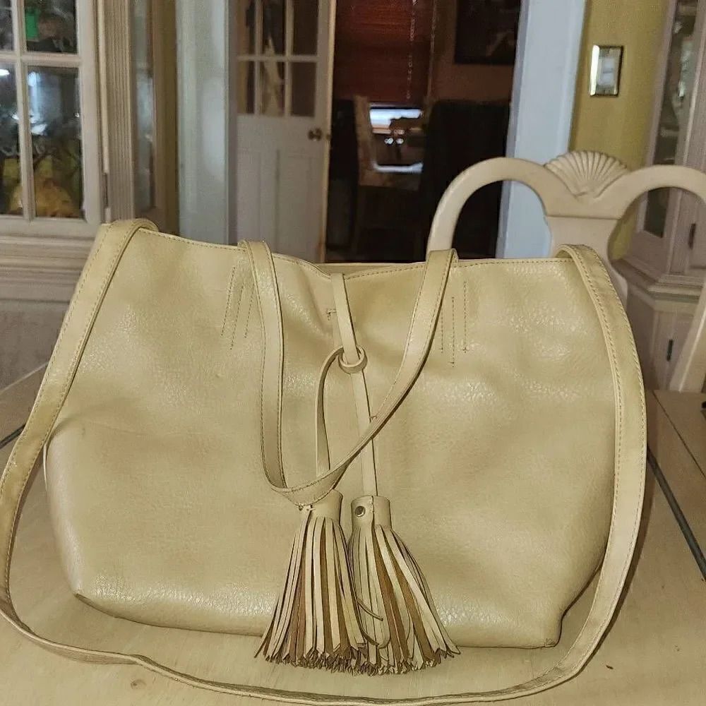 Merona Large tote crossbody bag